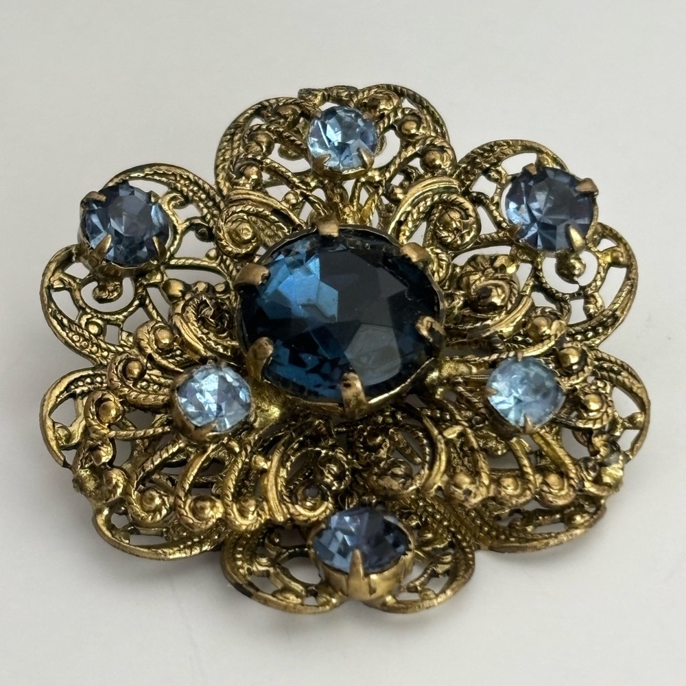 Blue Rhinestone Brooch Vintage Czechoslovakia Filigree Gold Tone